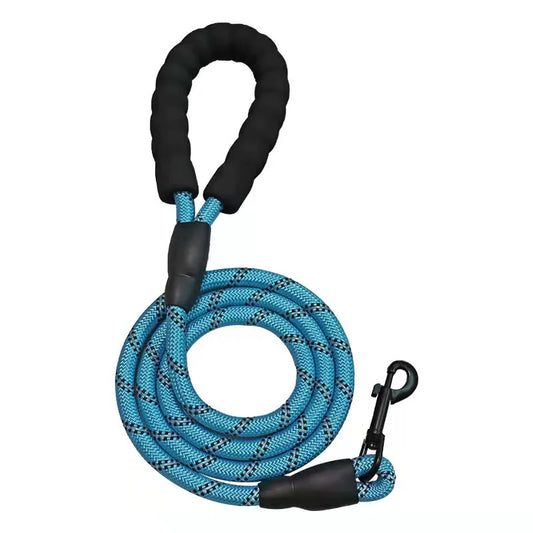 1.5m Reflective Nylon Dog Leash – Soft Handle for Comfortable Walks